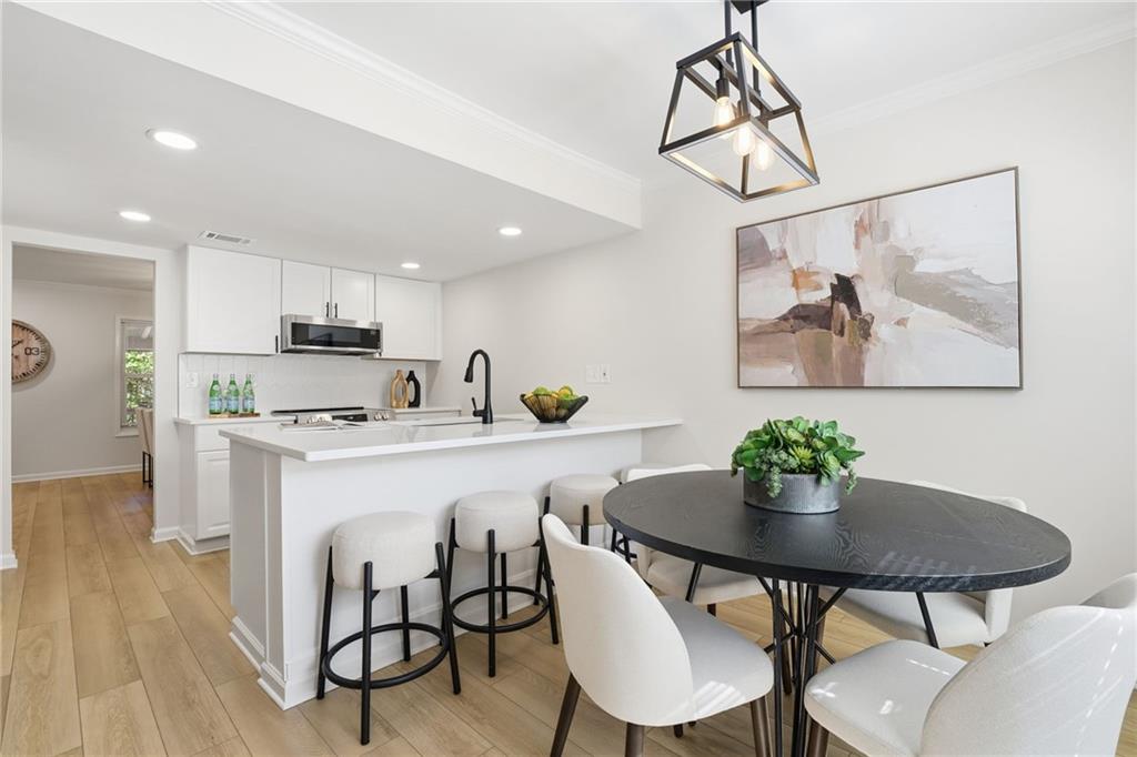 Cedar Pointe - Residential