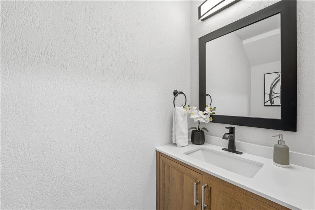 Cedar Pointe - Residential