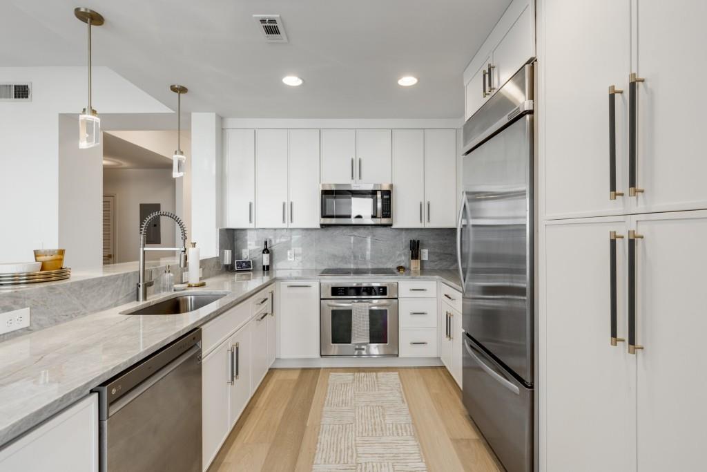 2795 Peachtree Road 1305