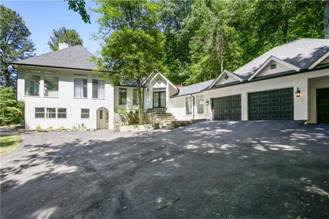 Homes For Sale - 6550 Powers Ferry Road<br/> Atlanta, GA 30339