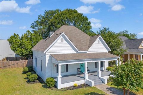 A home in Winder