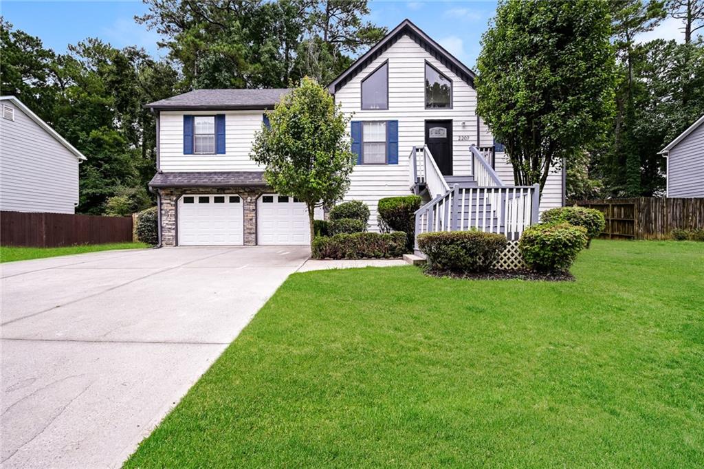 Discover the spacious 4-bedroom, 3.0-bathroom pet-friendly home offering 2400 sq. ft. of versatile living space. This home provides ample room for comfortable living.