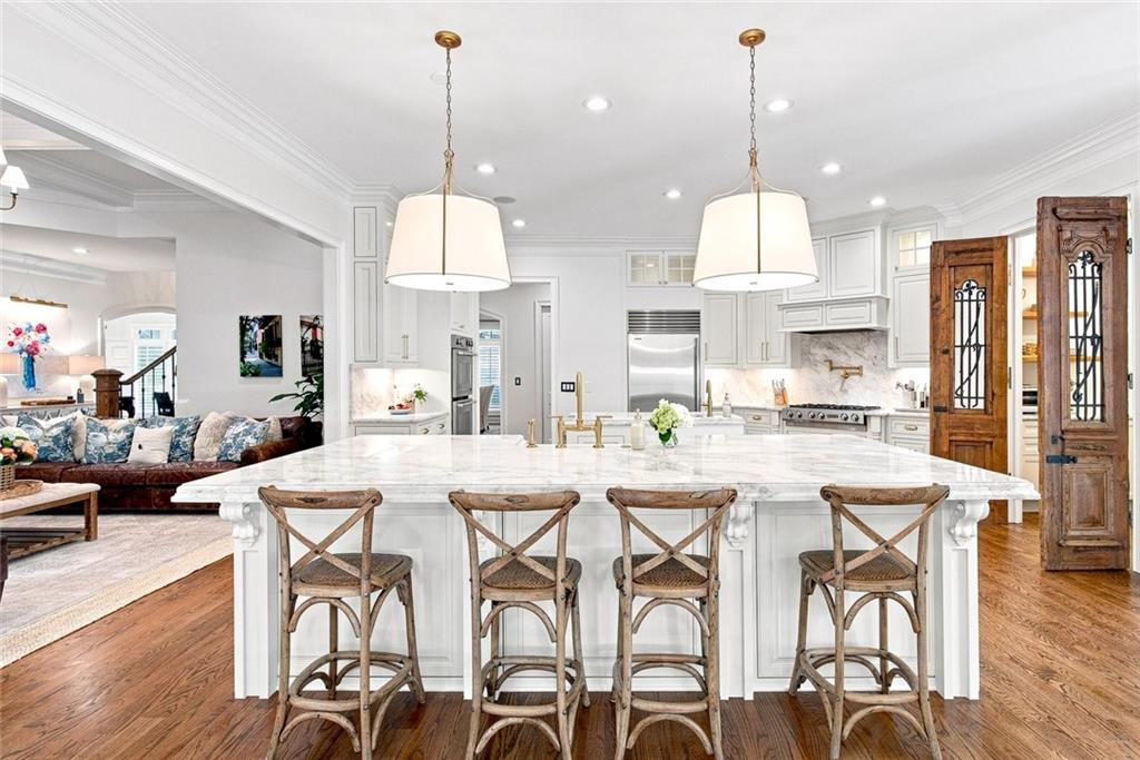 2202 Crimson King Drive