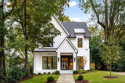 Photo of 580 Elmwood Drive NE, Atlanta, GA 30306 (MLS # 7677388)