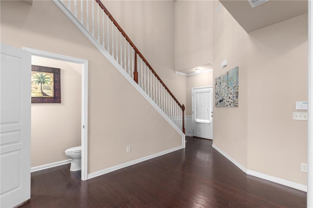 1212 Lake Point Way, Suwanee, Georgia image 8