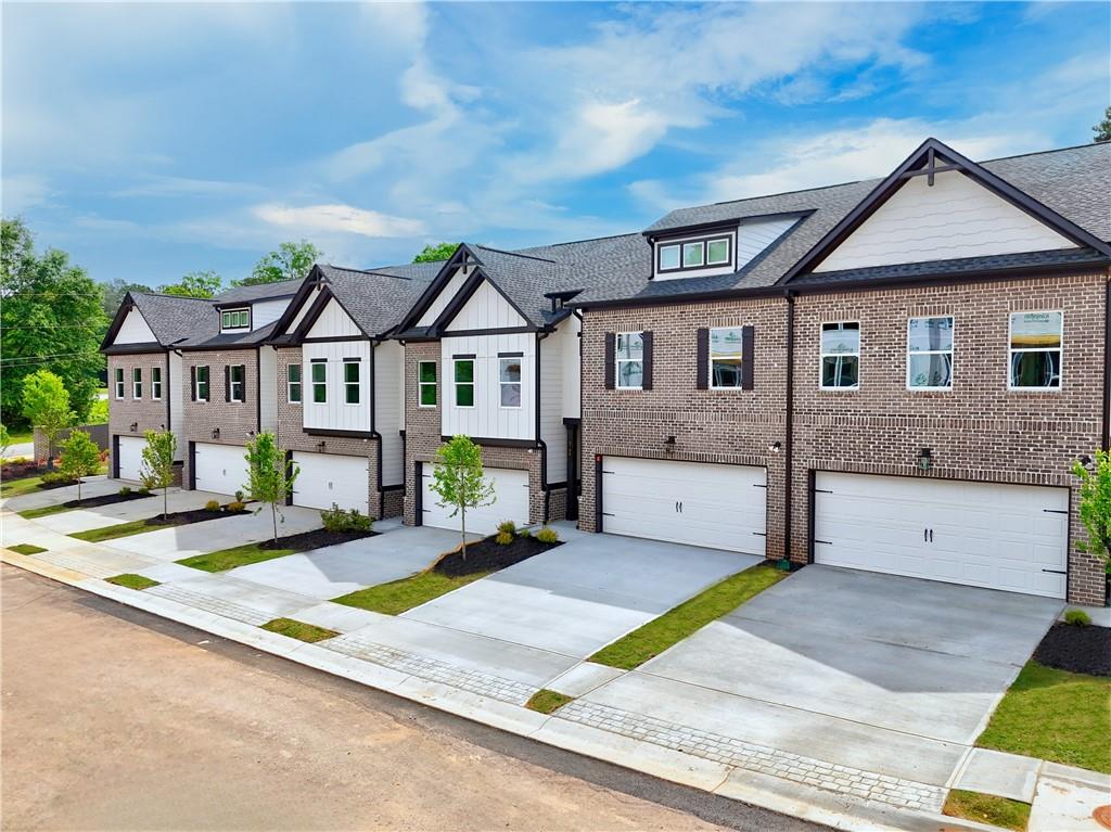 5704 Urban Village Way 3