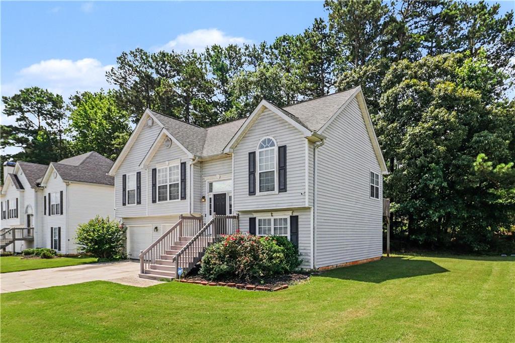 136 Harbour Lake Drive