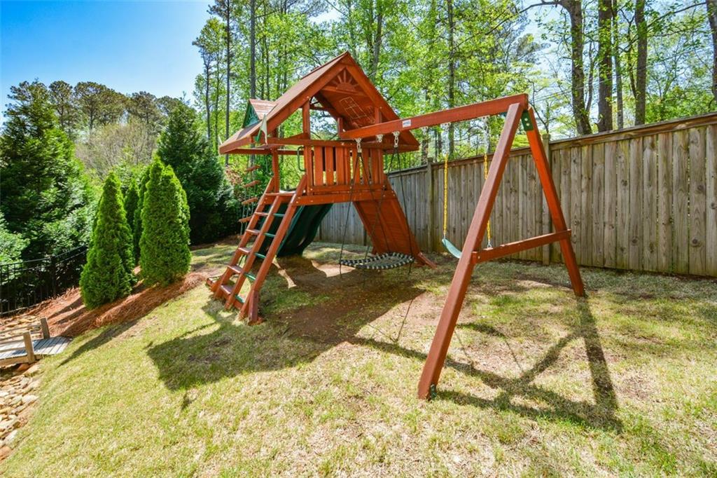 Creekside at East Piedmont - Residential