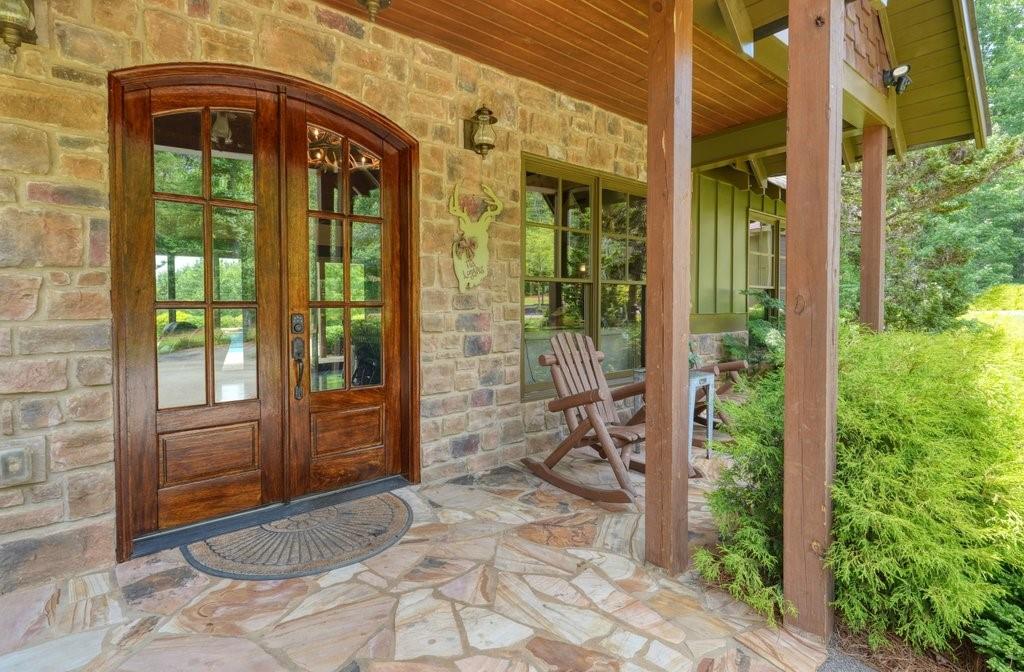 341 Blackberry Trail