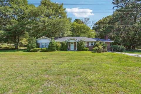 A home in Hoschton