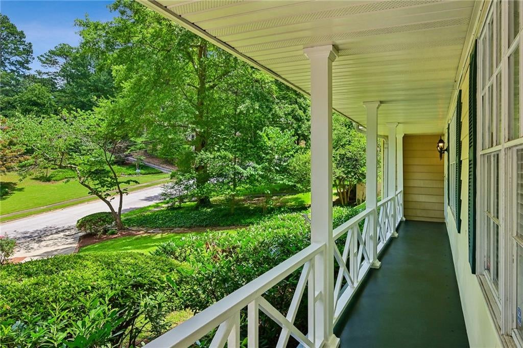 1525 Mason Mill Road NE