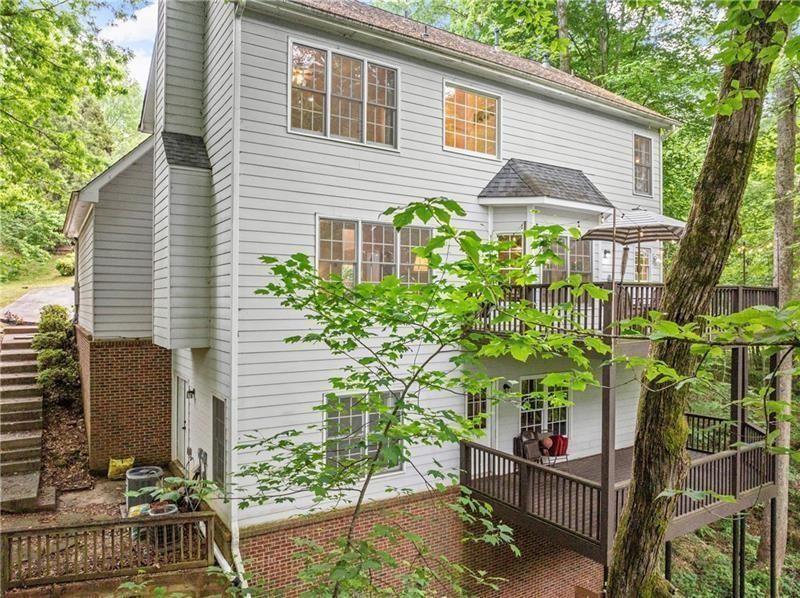Hamptons Grant - Residential