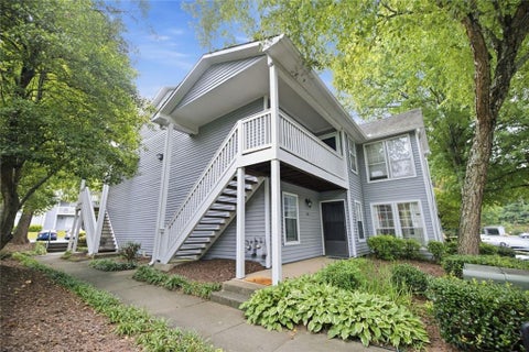 Condo For Sale - 402 Olde Mill Lane #402<br/> Norcross, GA 30093
