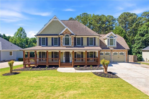 Homes For Sale - 125 W Chestnut Way Way<br/> Dallas, GA 30132