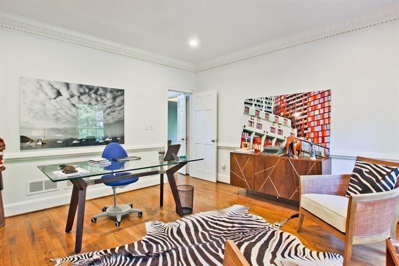 4 Harris Glen NW
