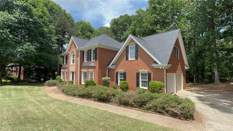 Homes For Sale - 2440 Washington Drive<br/> Douglas County, Douglasville, GA 30135