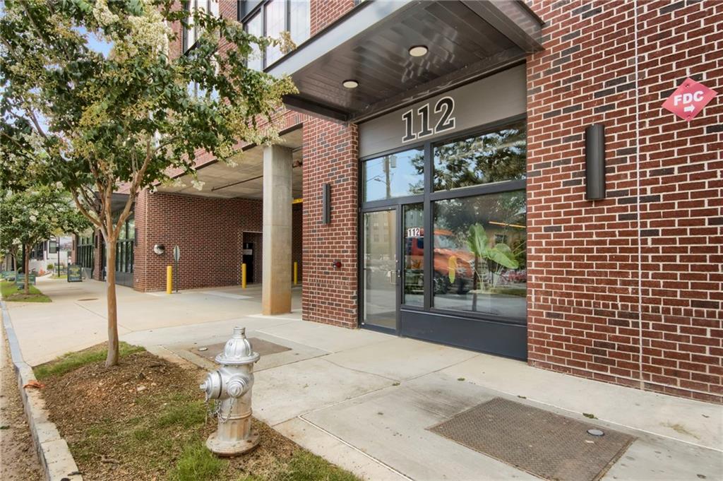 112 Rogers Street NE 305