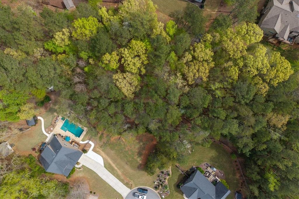 18 Pinoak Trail SE