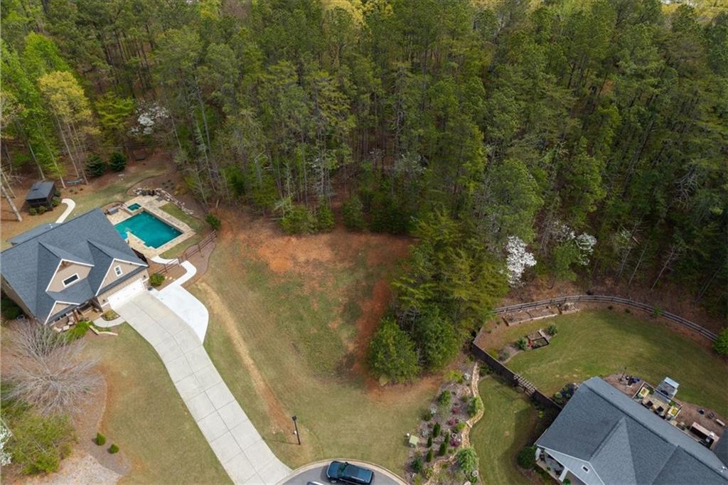 18 Pinoak Trail SE