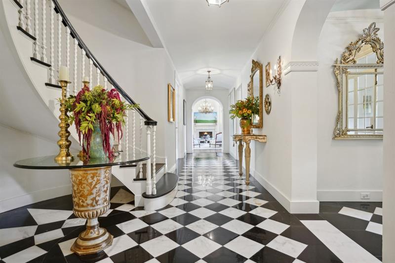675 W Paces Ferry Road NW 11