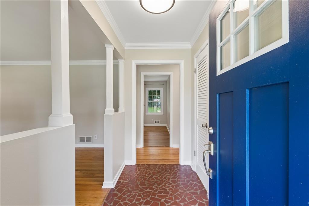 536 Rimrock Trail