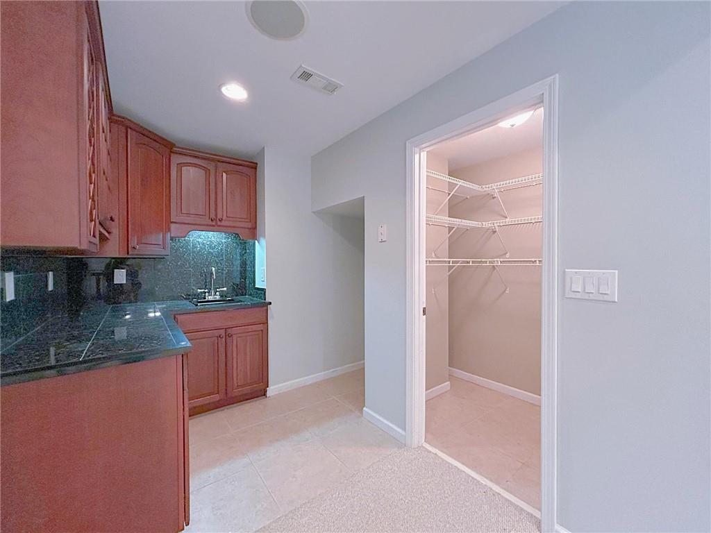 Windward - Residential Lease