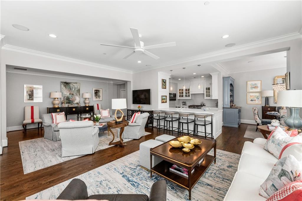 2500 Peachtree Road NW 207S