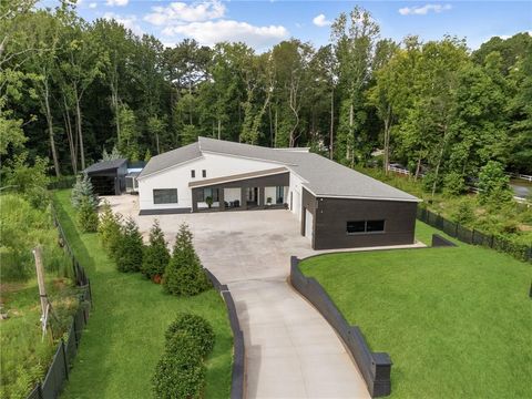 3240 Smithtown Road Suwanee GA 30024
