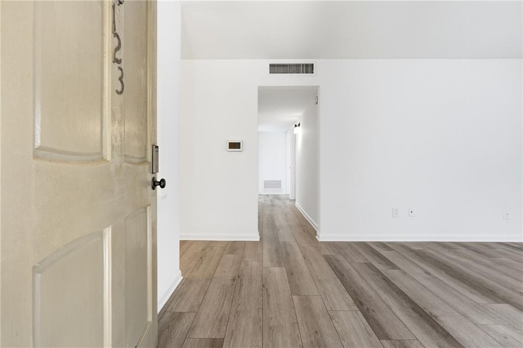 123 Maison Place NW