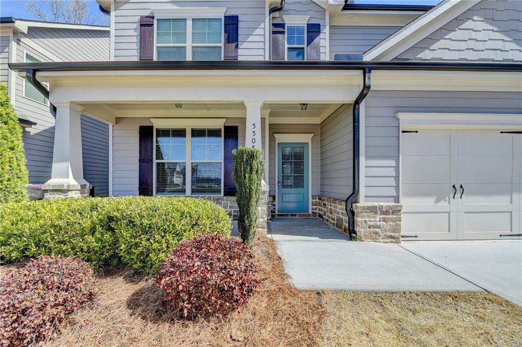 5508 Shallow Branch Drive, Flowery Branch, Georgia image 3