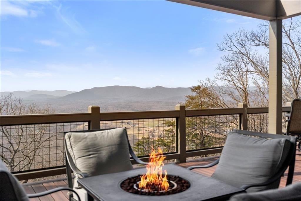 655 Mountainside Drive