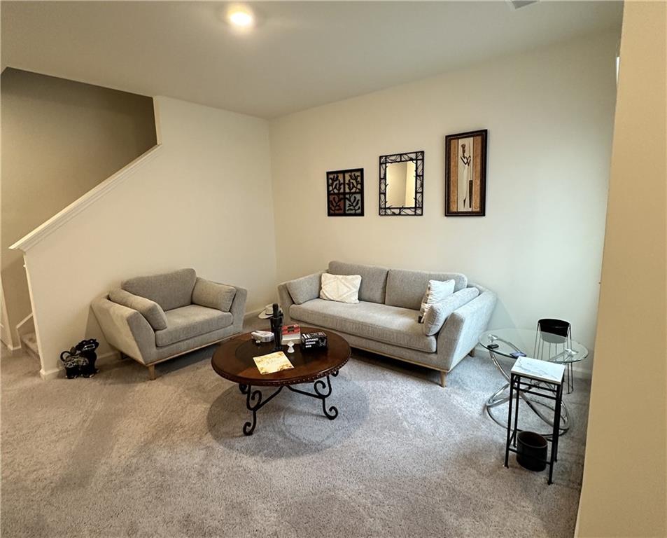 7353 Cranleigh Street