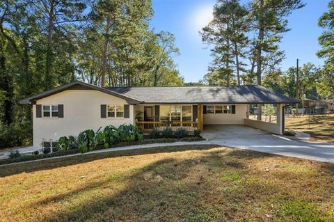 Photo of 2432 Kelly Lake Drive, Decatur, GA 30032 (MLS # 7766613)