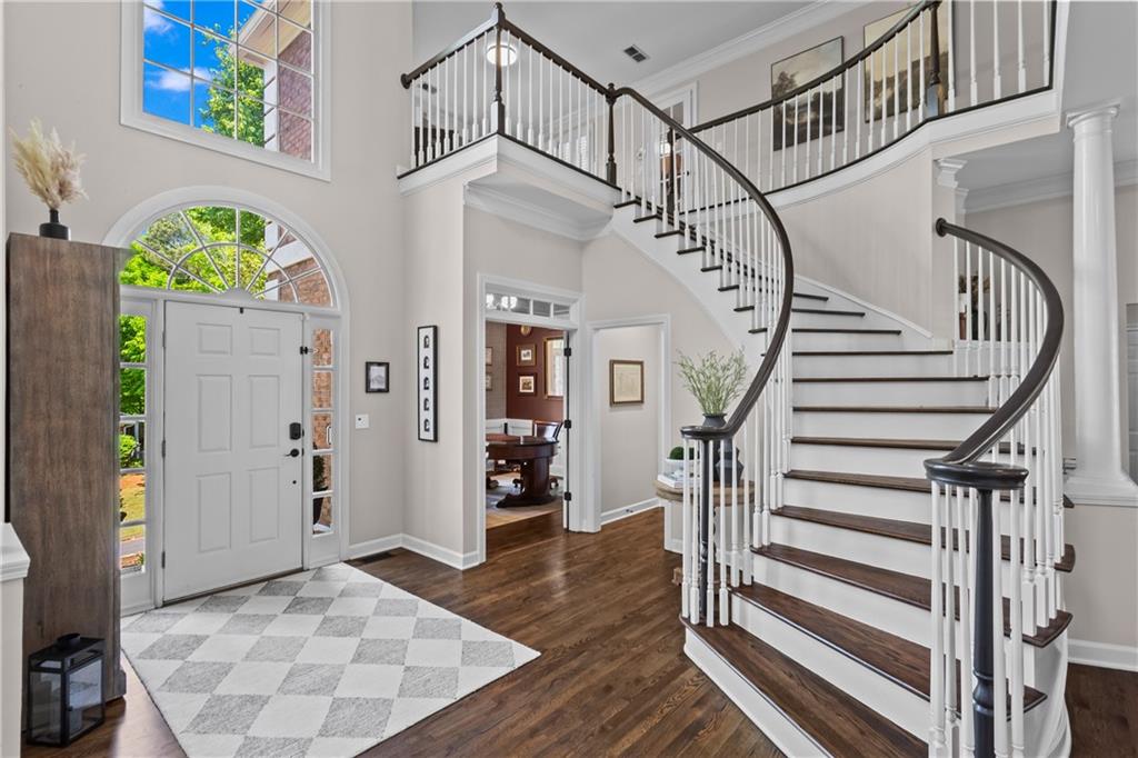 425 Abbeywood Drive