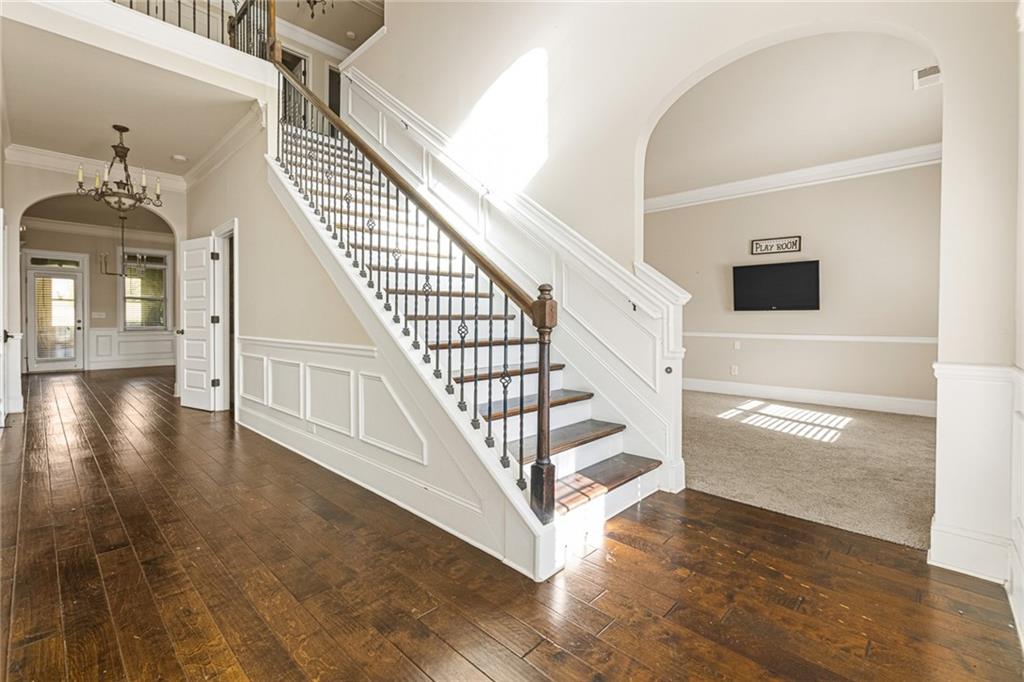 2011 Wentworth Drive