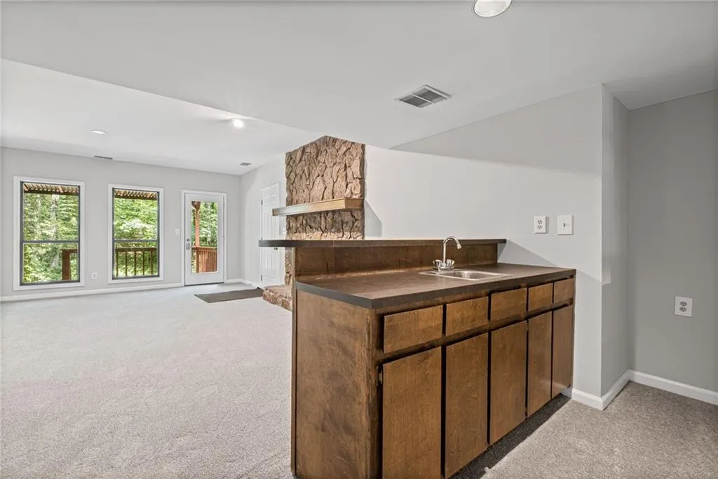 Marietta, Georgia 30068, United States, 4 Bedrooms Bedrooms, ,4 BathroomsBathrooms,Residential,Active,151115