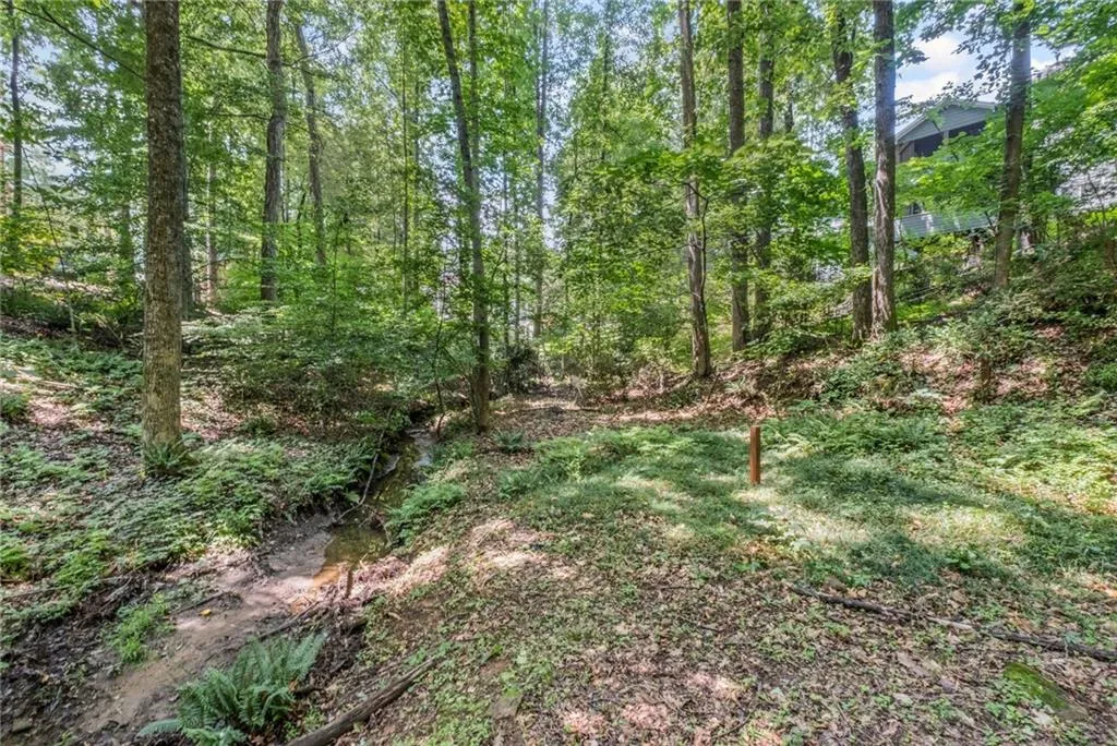 Marietta, Georgia 30068, United States, 4 Bedrooms Bedrooms, ,4 BathroomsBathrooms,Residential,Active,151115