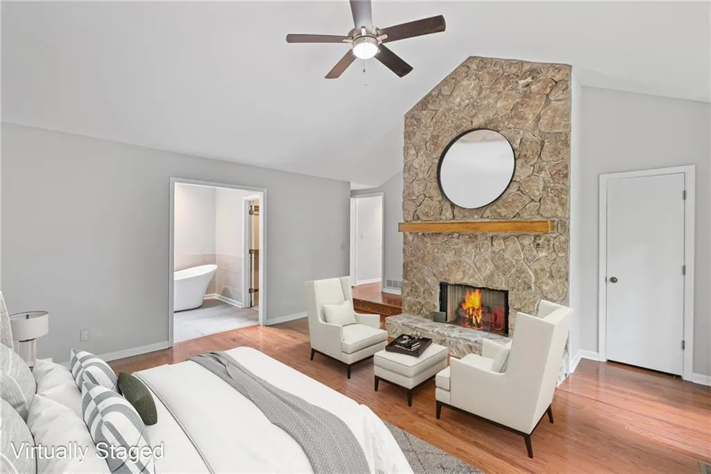 Marietta, Georgia 30068, United States, 4 Bedrooms Bedrooms, ,4 BathroomsBathrooms,Residential,Active,151115