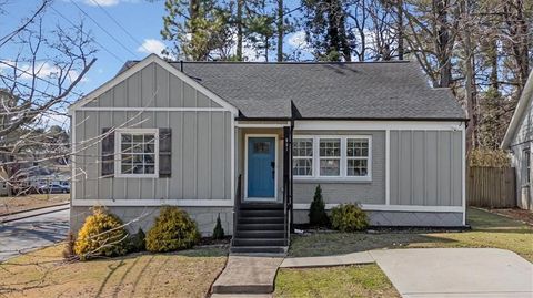 Photo of 1931 S Gordon Street SW, Atlanta, GA 30310 (MLS # 7727059)