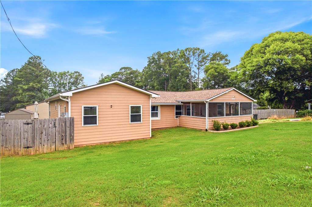 3863 Moon Station Road NW