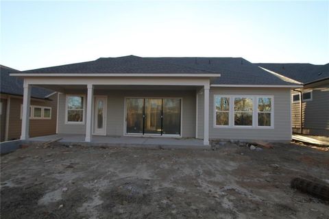 A home in Flowery Branch