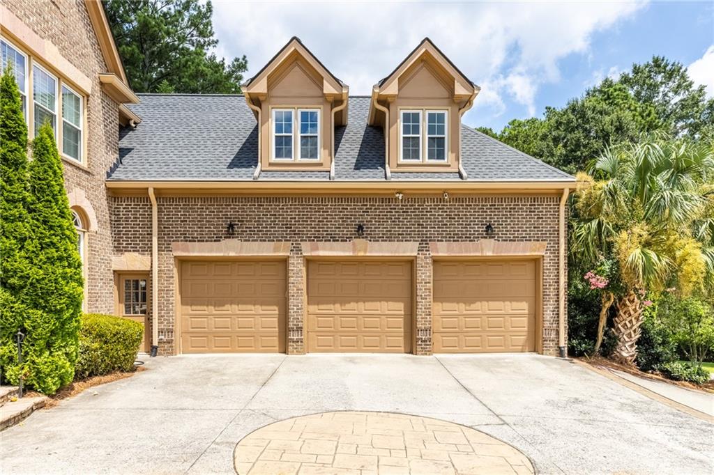 1001 Quaker Ridge Way