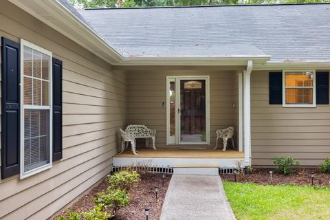 A home in Hoschton