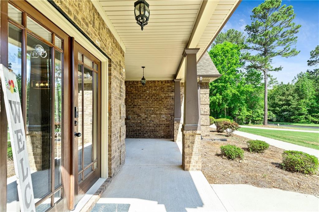 105 Chantilly Lane, Fayetteville, Georgia image 5