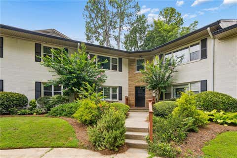 Condo For Sale - 2477 N Decatur Road #B2<br/> Decatur, GA 30033