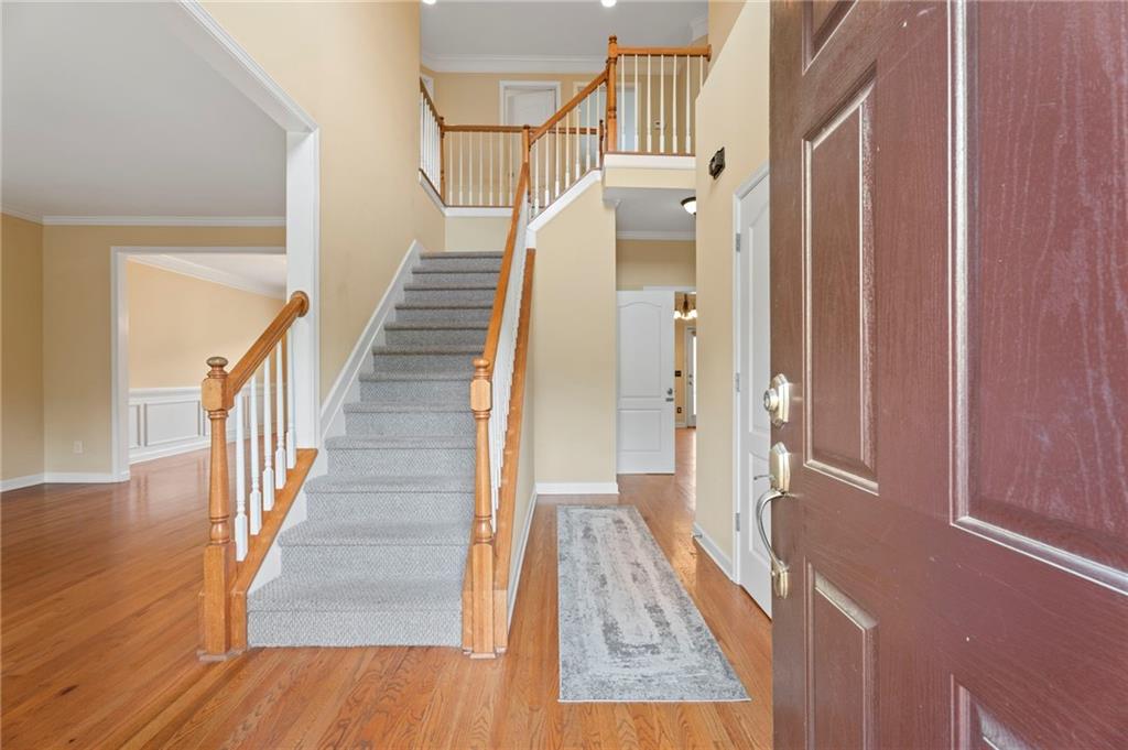 135 Mccook Way NW