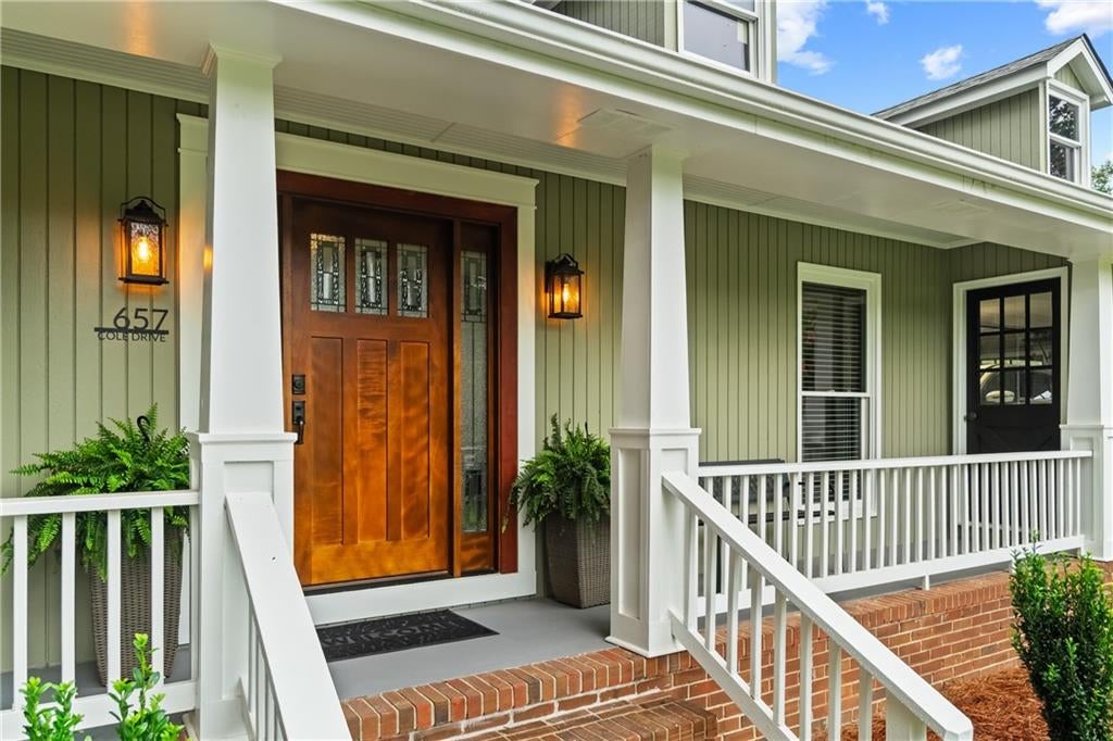 Photo of 657 Cole Drive SW, Lilburn, GA 30047 (MLS # 7808533)