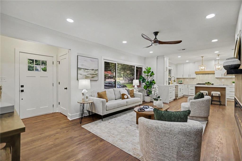 2383 N Decatur Road
