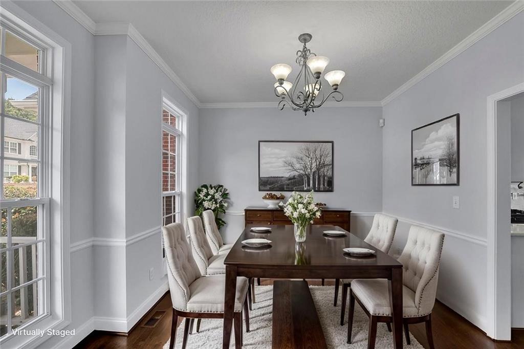 356 Mccook Circle NW