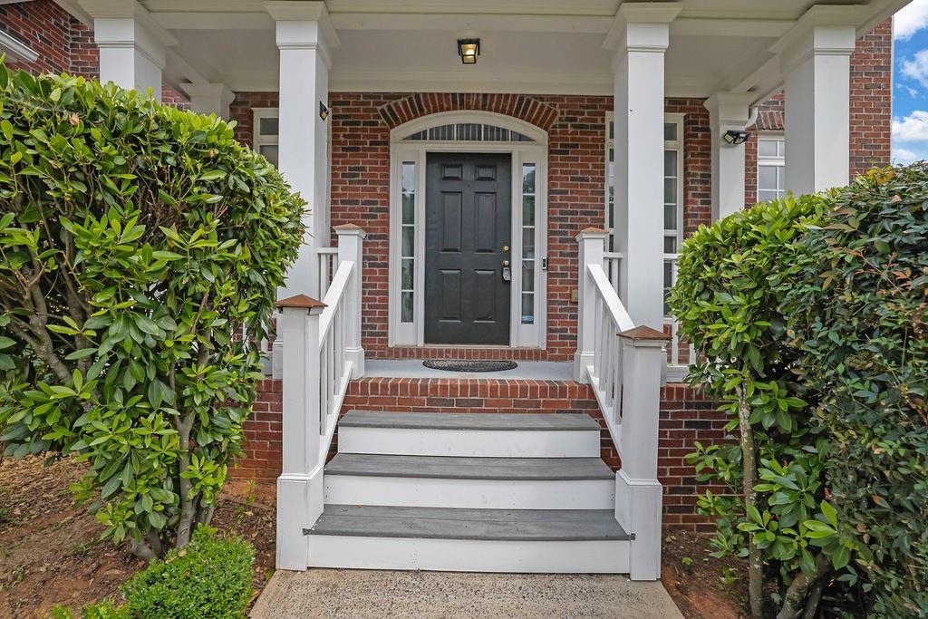 356 Mccook Circle NW